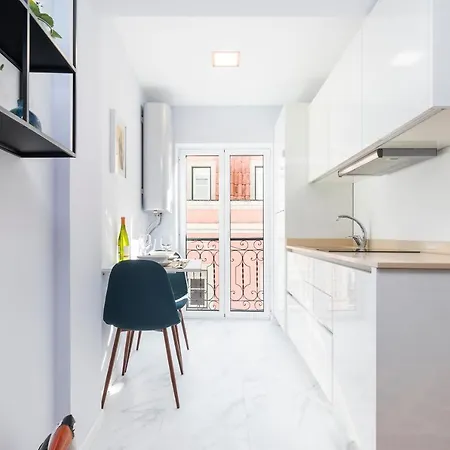 Perfect 1 Bedroom Very Central With Ac Лиссабон