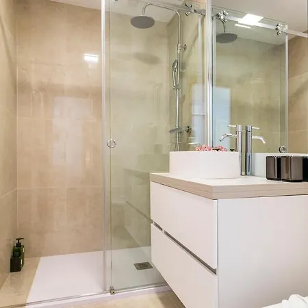 Perfect 1 Bedroom Very With Ac Апартаменти *